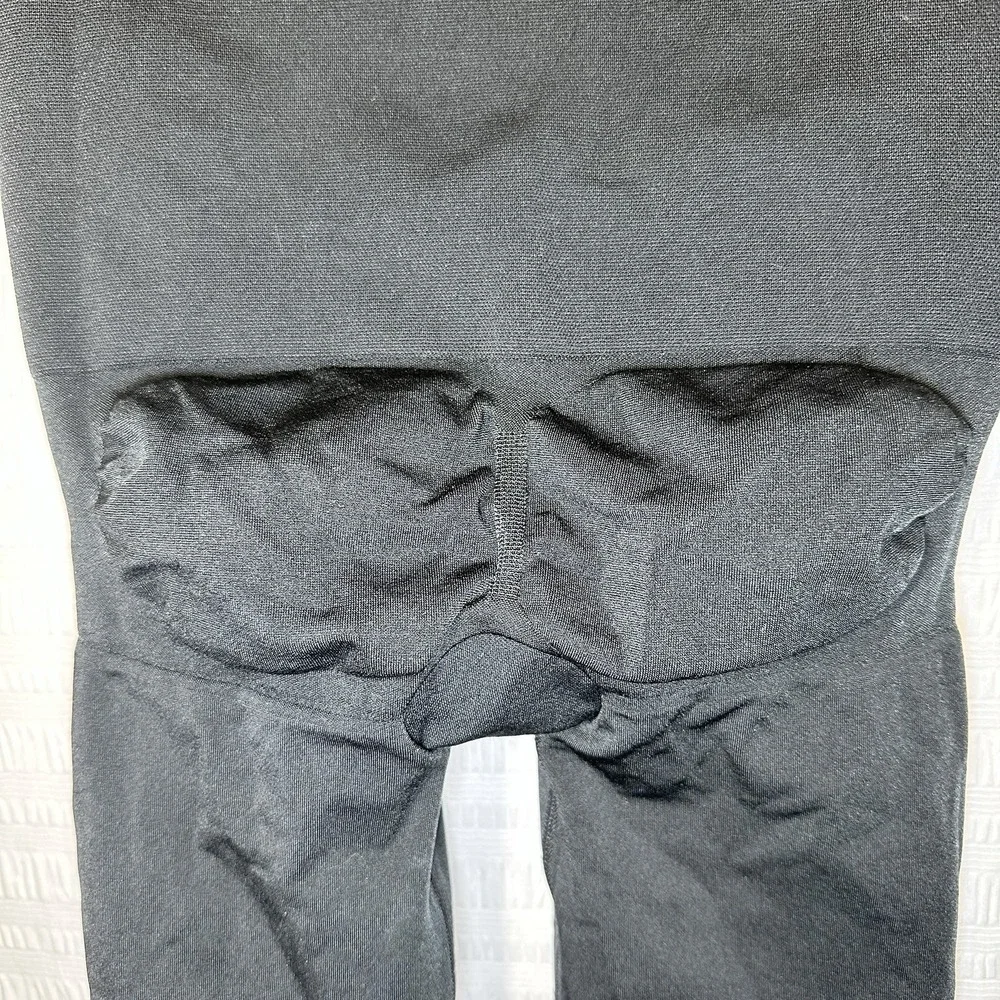 Spanx Assets Boy Short Shapewear Undergarment Bottom Shaping M - Picture 6 of 7